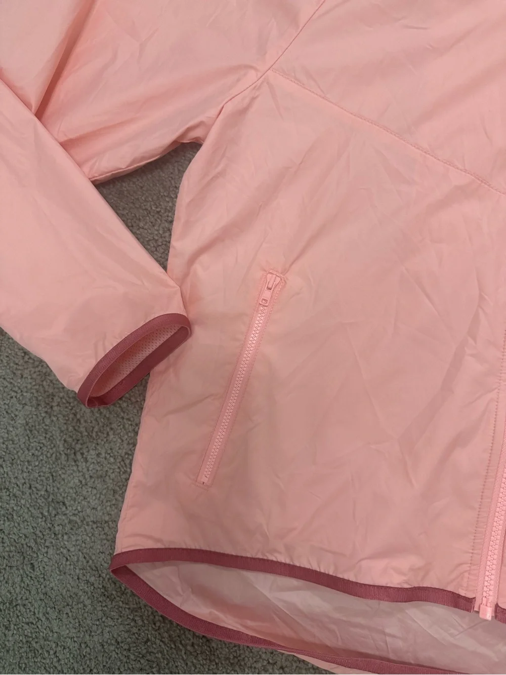 Womens Nike Sz M Hooded Windbreaker, leggings, sport bra